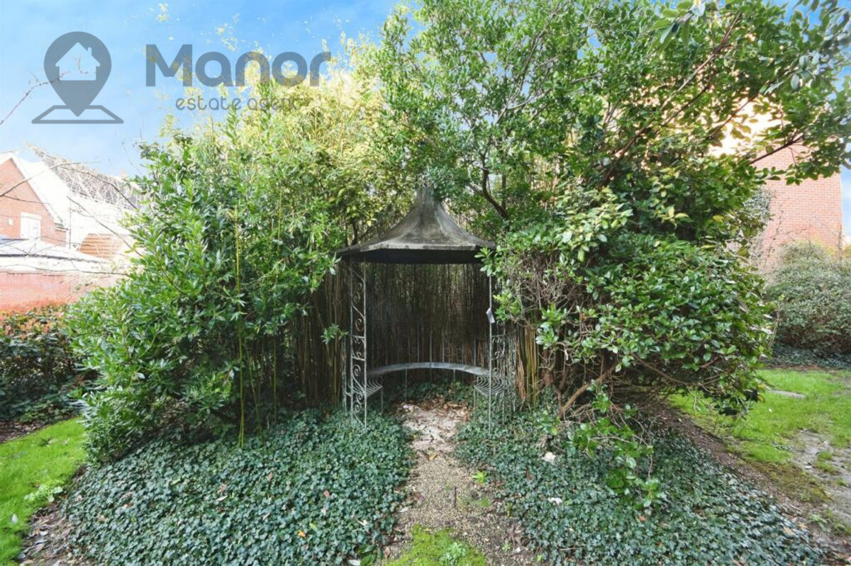 Harberd Tye, Great Baddow, Chelmsford, CM2 9GJ