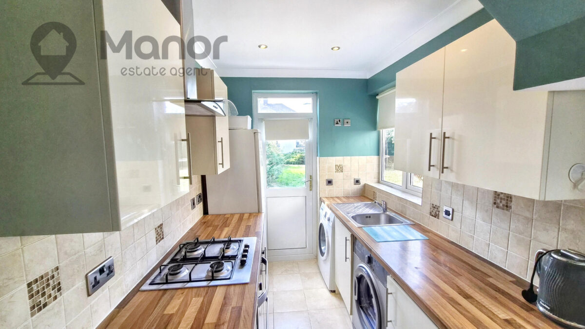 Maypole Crescent, Hainault, IG6 2UJ