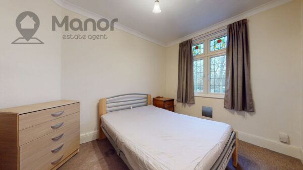 Longbridge Road, Barking, IG11 8SL