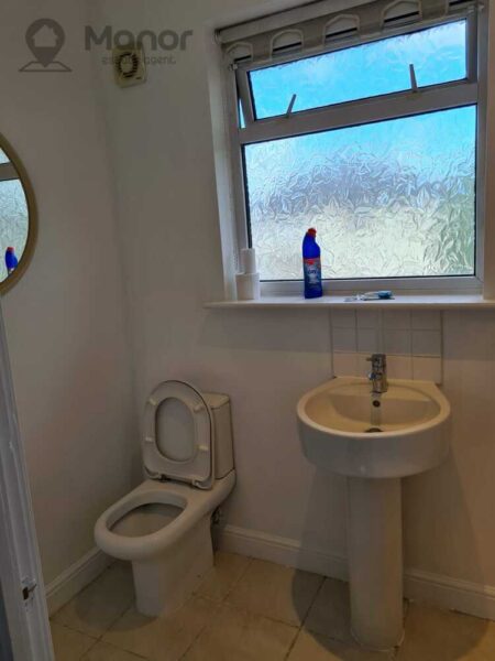 Chittys Lane, Dagenham, RM8 3RT