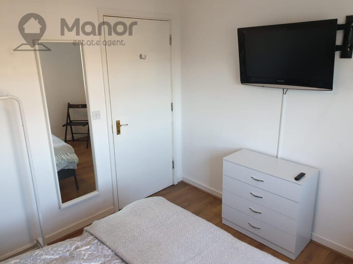 Queensberry Place, Manor Park, E12 6UW