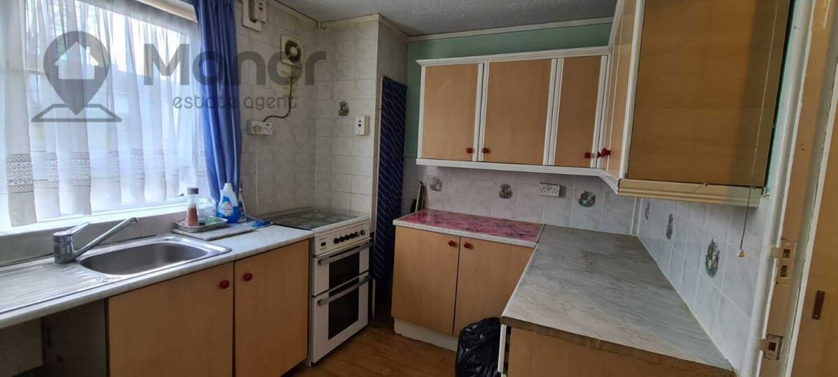 Park Avenue, East Ham, E6 2PY