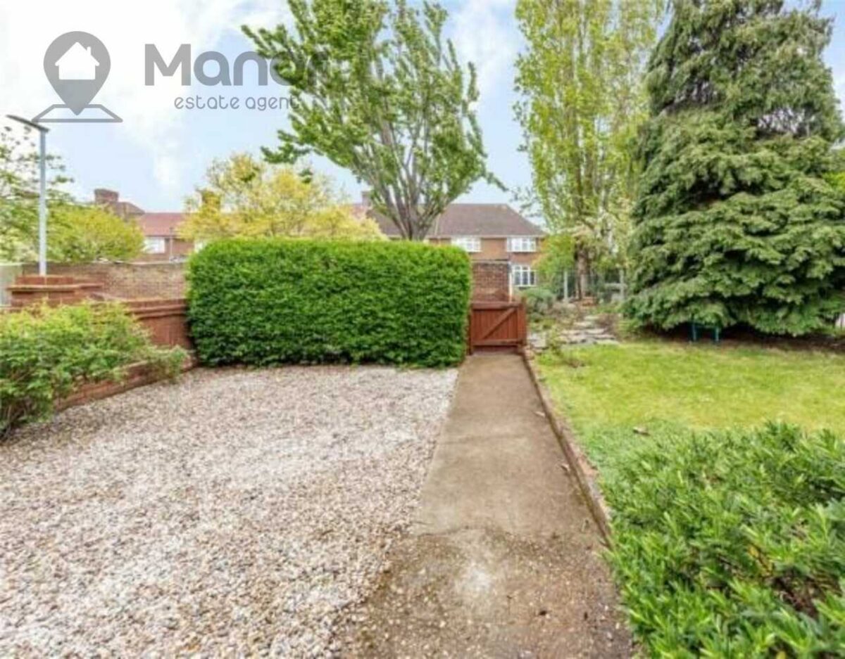 Keir Hardie Way, Barking, IG11 9NX