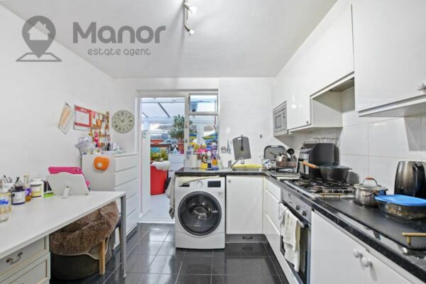 Sixth Avenue, Manor Park, E12 5PR