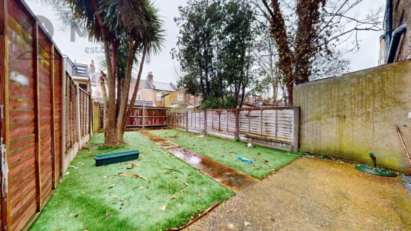 Trumpington Road, Forest Gate, E7 9EJ