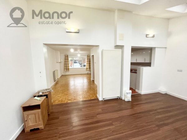 Woodland Avenue, Hutton, Brentwood, CM13 1HN