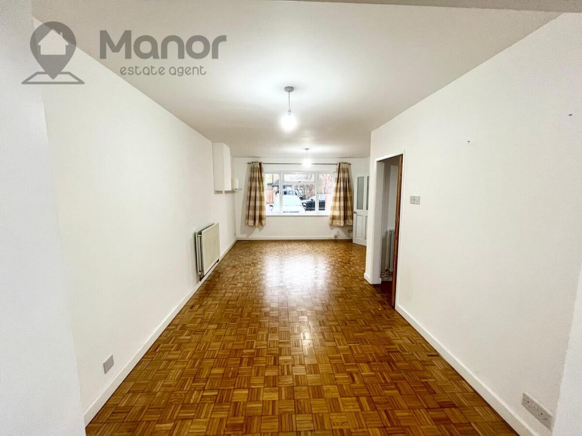 Woodland Avenue, Hutton, Brentwood, CM13 1HN