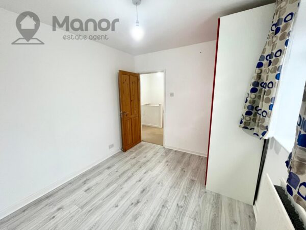 Woodland Avenue, Hutton, Brentwood, CM13 1HN