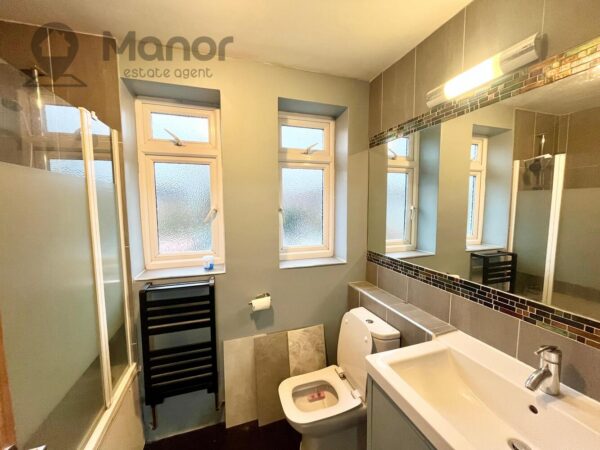 Woodland Avenue, Hutton, Brentwood, CM13 1HN