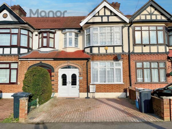 Eccleston Crescent, Chadwell Heath, RM6 4RA