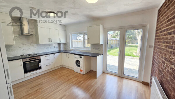 Dagenham Avenue, Dagenham, RM9 6LL