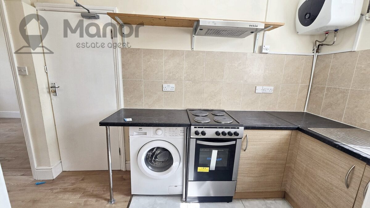 Kingswood Road, Goodmayes, IG3 8UE