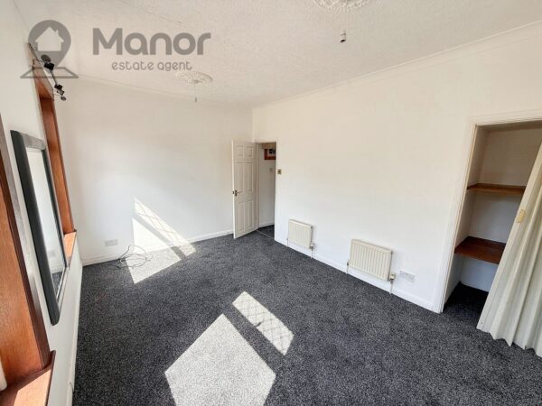 Leigh Road, East Ham, E6 2AR