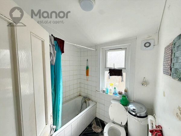 Eighth Avenue, Manor Park, E12 5JN