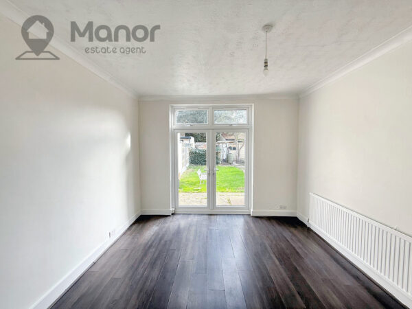 Preston Gardens, Ilford, IG1 3QG