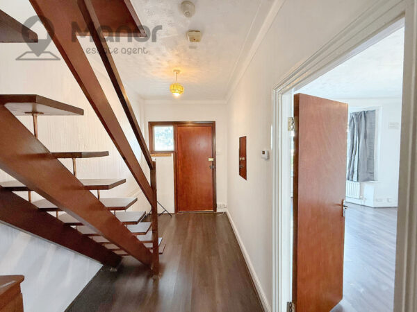 Preston Gardens, Ilford, IG1 3QG
