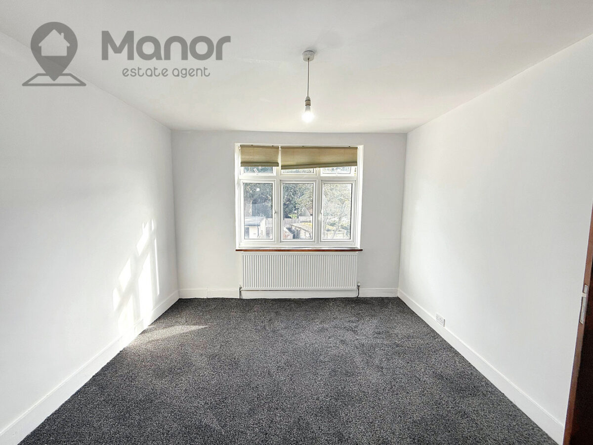 Preston Gardens, Ilford, IG1 3QG