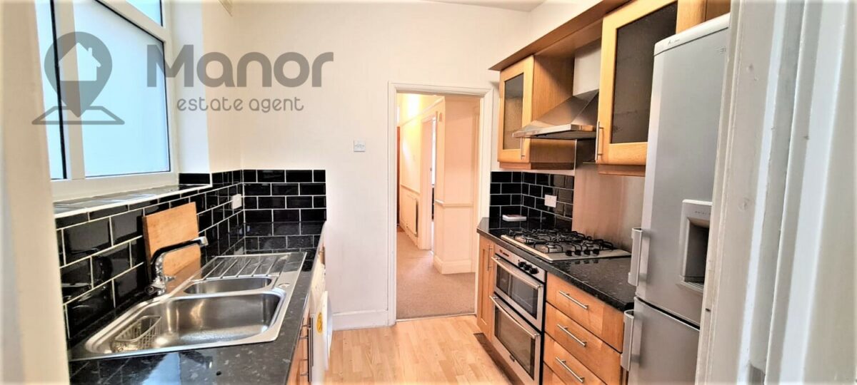 St. Edwards Way, Romford, RM1 4DD