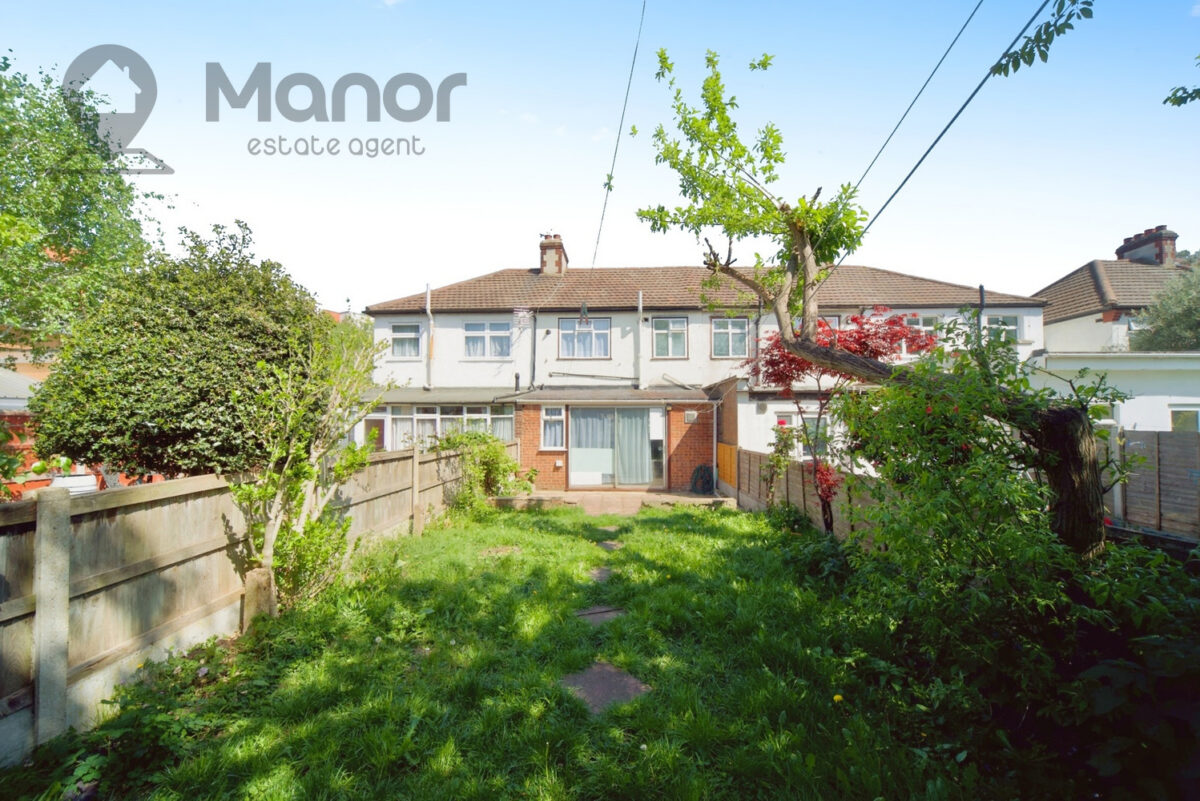 Lawrence Avenue, Manor Park, E12 5QP