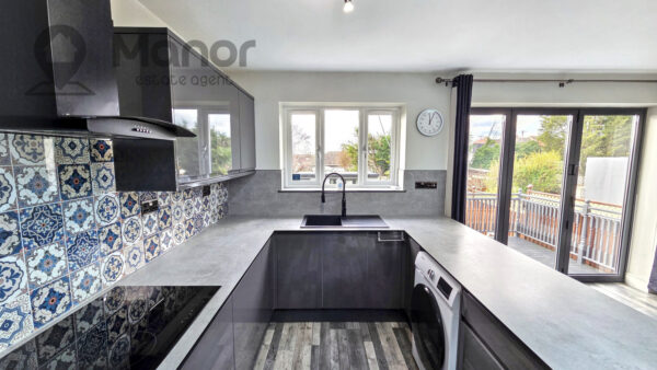 Geoffrey Avenue, Harold Wood, RM3 0YH