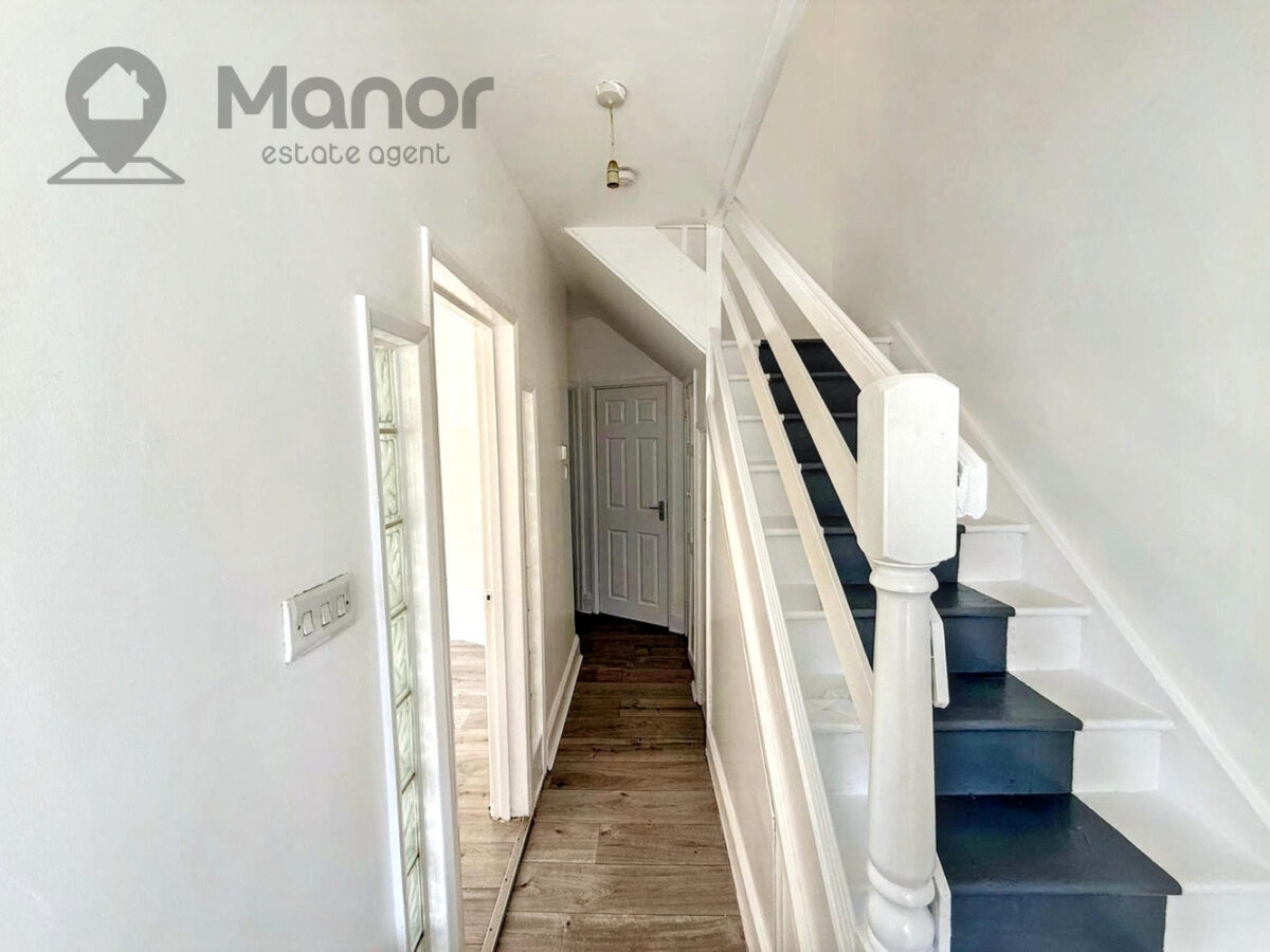 Stevens Road, Dagenham, RM8 2QA