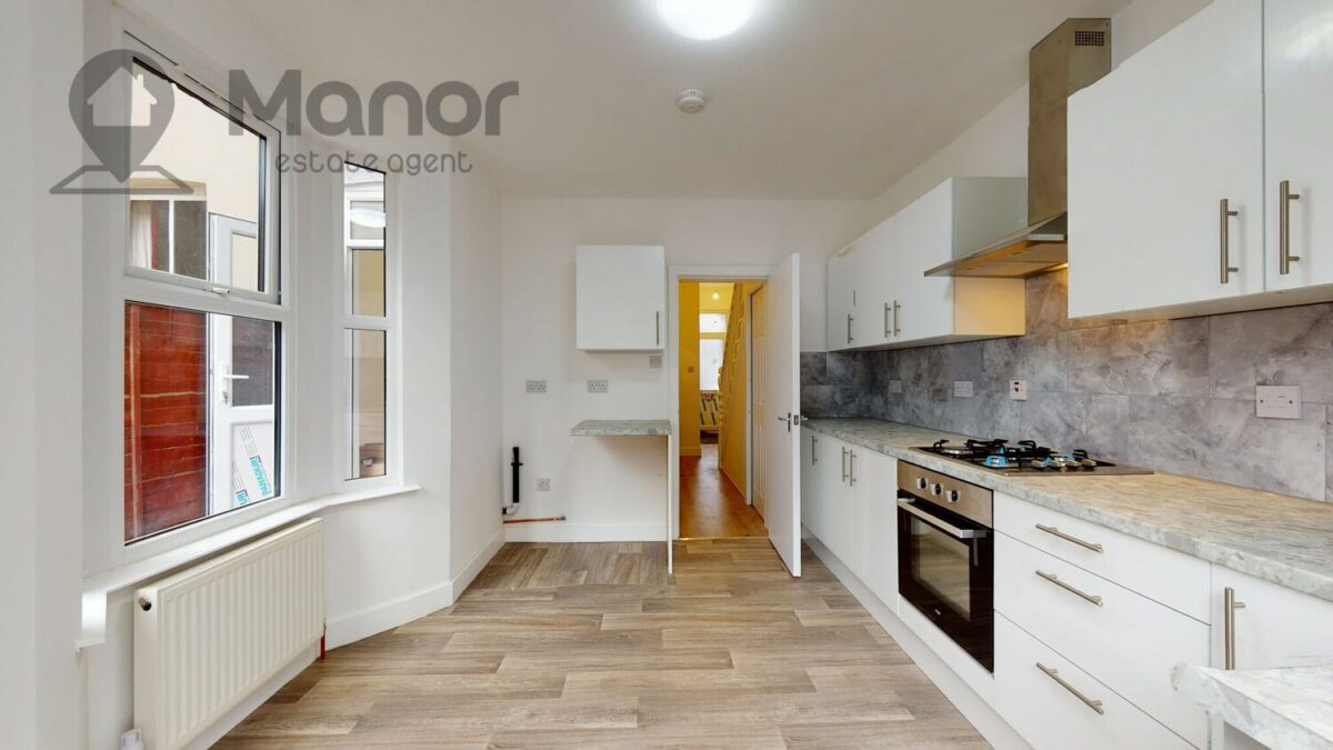 East Road, Plaistow, E15 3QS