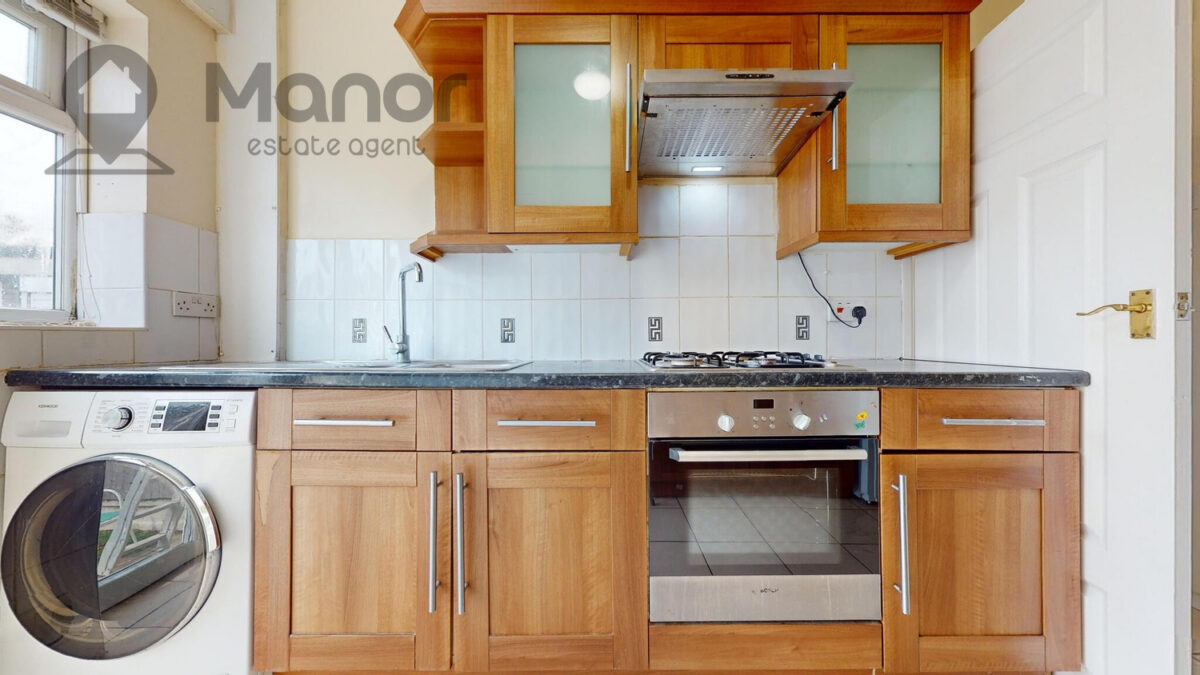 Havering Road, Romford, RM1 4DF