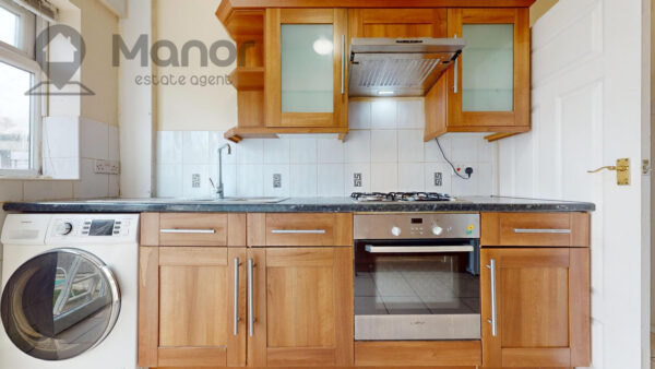 Havering Road, Romford, RM1 4DF