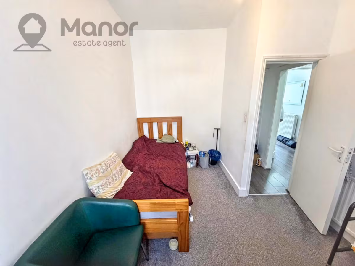 Seventh Avenue, Manor Park, E12 5JL