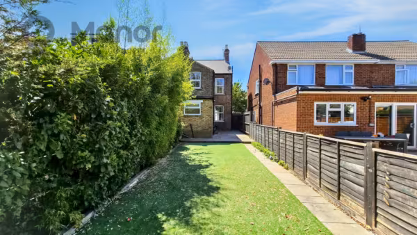 Elmhurst Road, Enfield, EN3 5TB