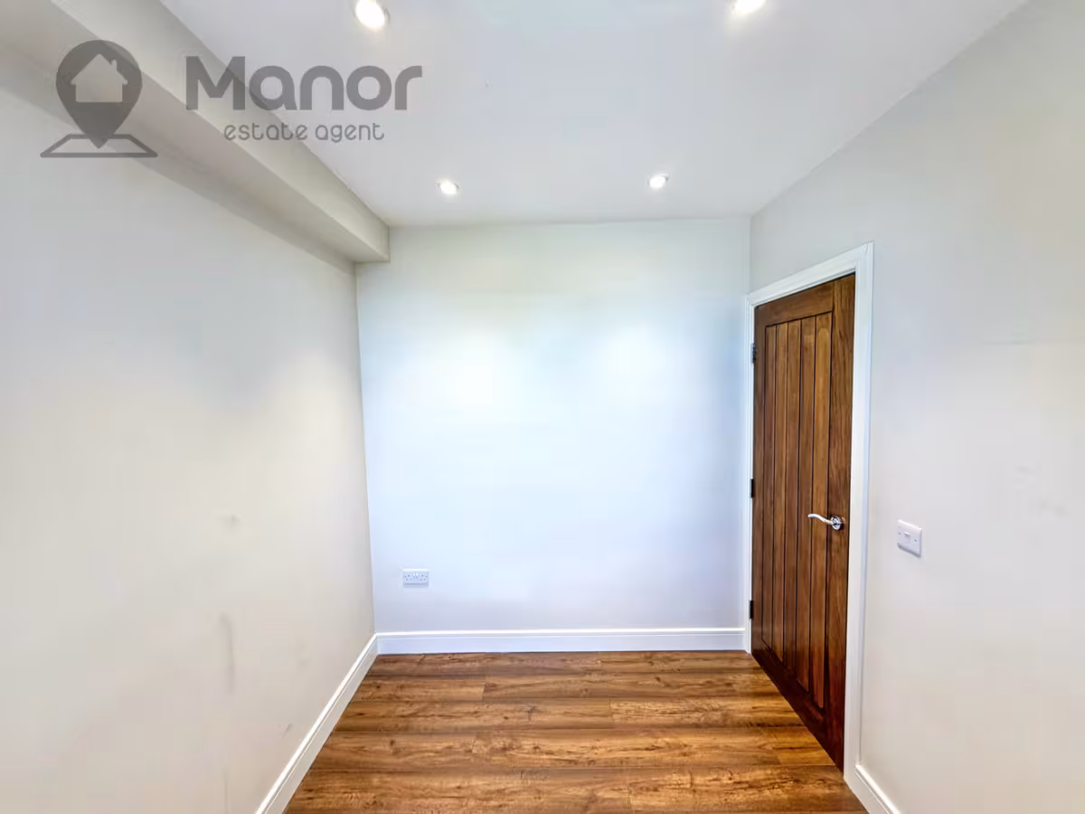 High Road Leyton, Leyton, E10 6DP