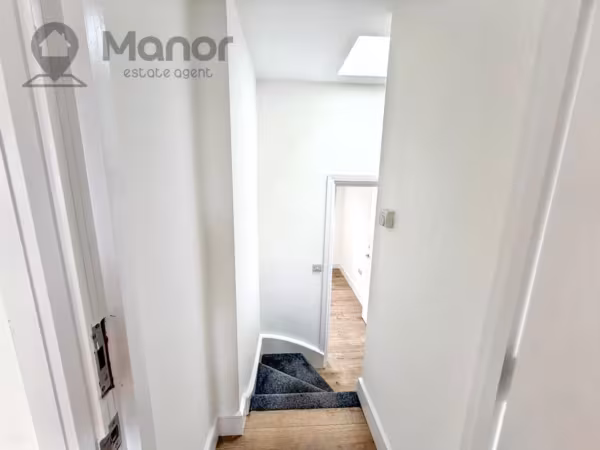 Ilford Lane, Ilford, IG1 2RR