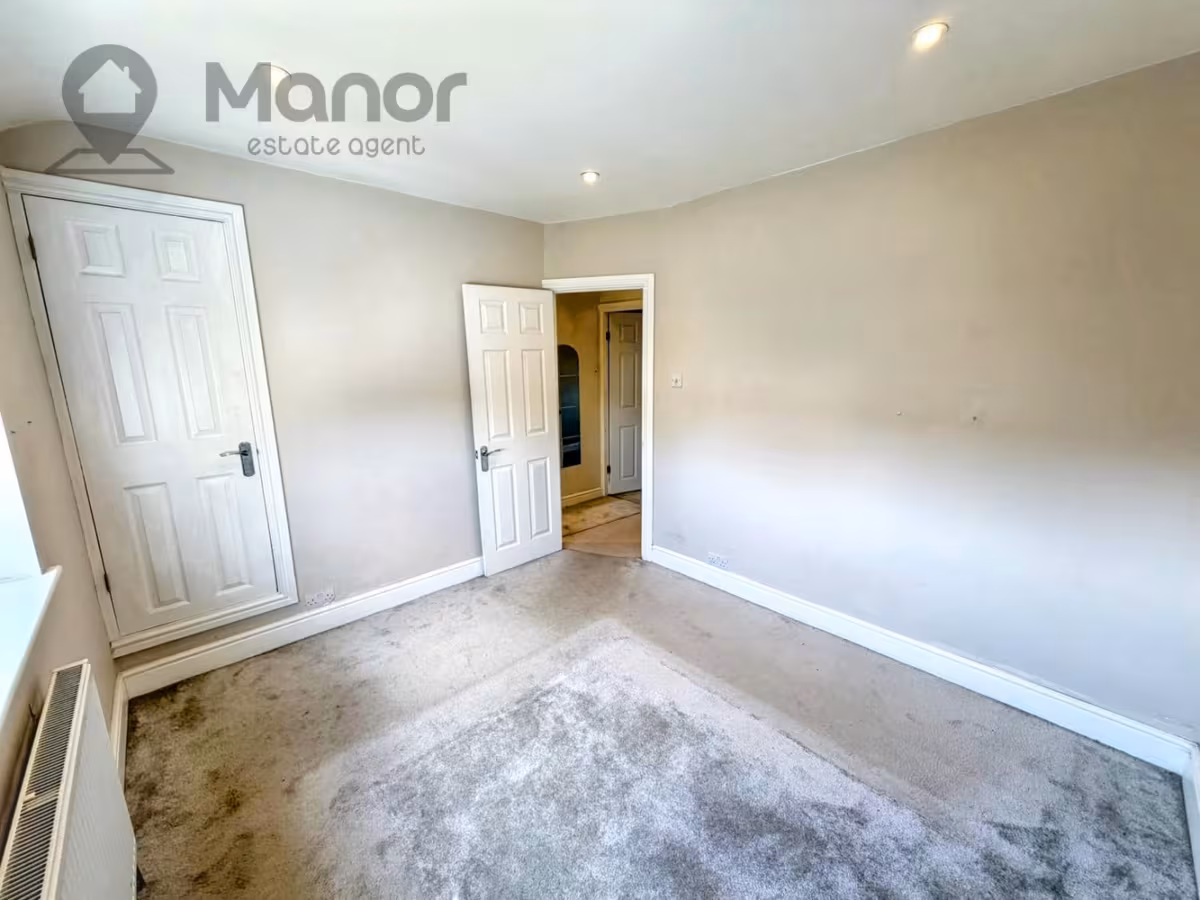 Elm Park Avenue, Hornchurch, RM12 4RY