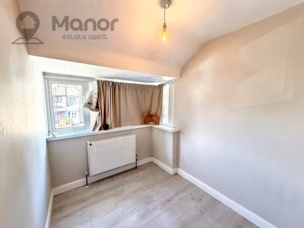Elm Park Avenue, Hornchurch, RM12 4RY