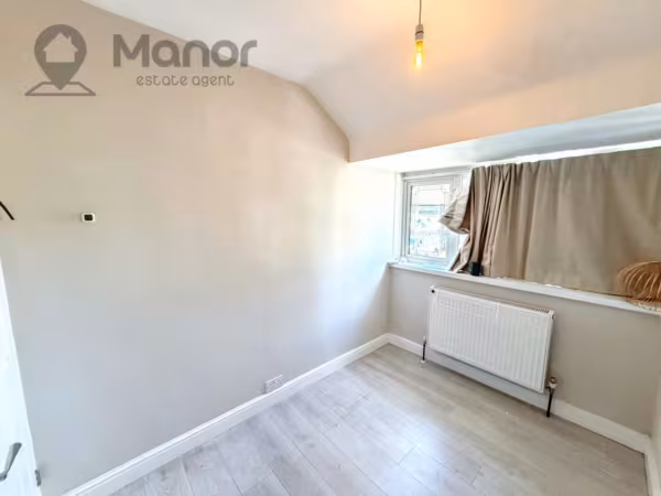 Elm Park Avenue, Hornchurch, RM12 4RY