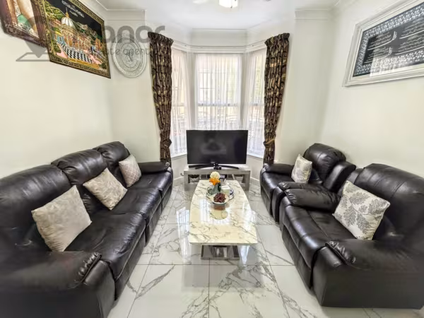 Prestbury Road, Forest Gate, E7 8NQ