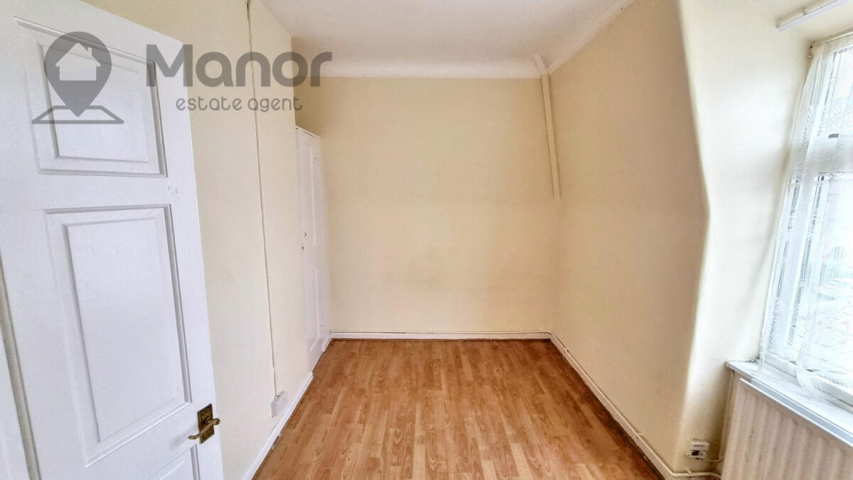 Beverley Road, Dagenham, RM9 5HR