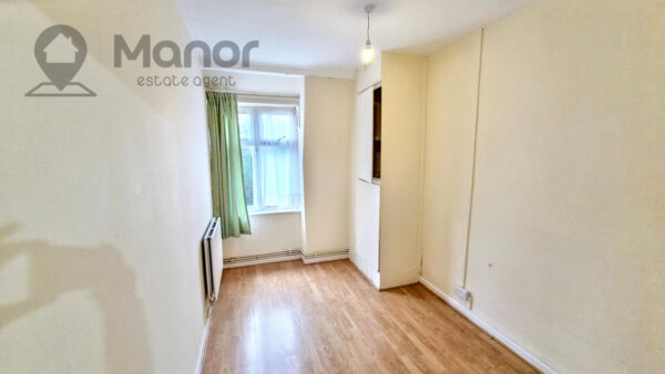 Beverley Road, Dagenham, RM9 5HR