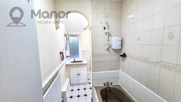 Beverley Road, Dagenham, RM9 5HR
