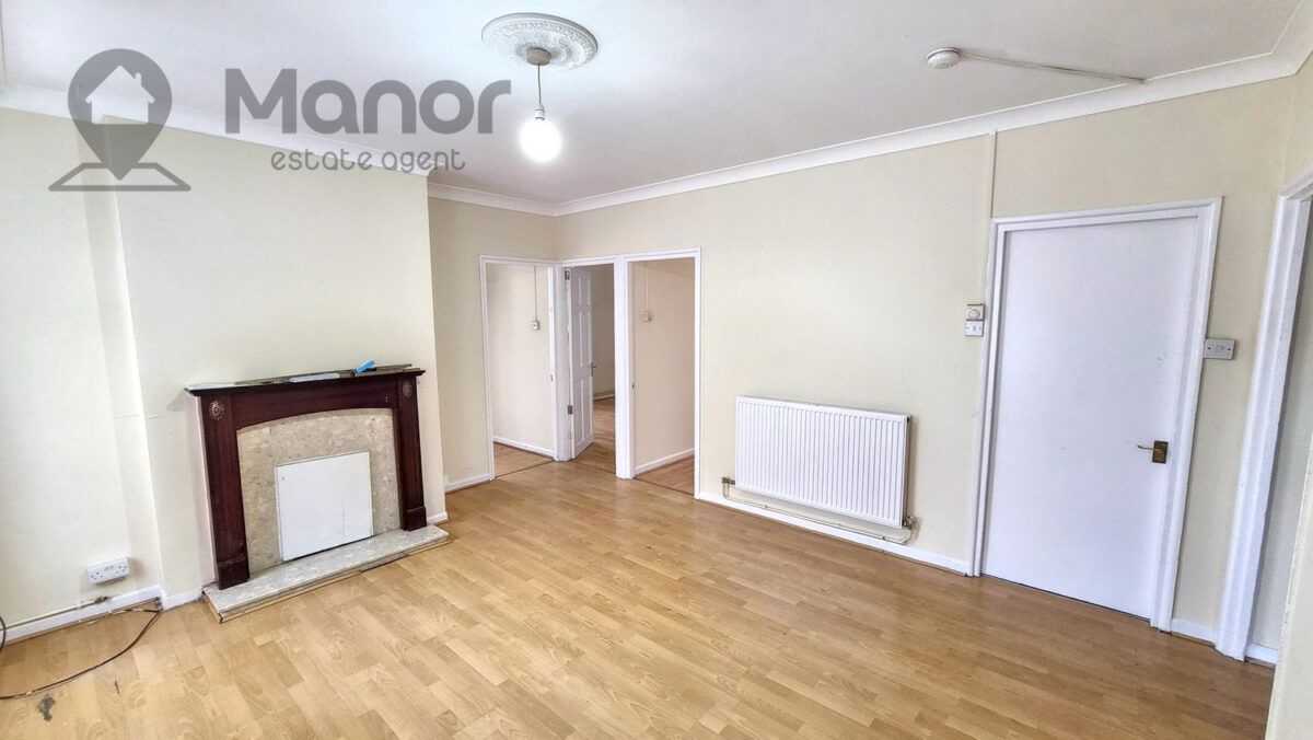 Beverley Road, Dagenham, RM9 5HR