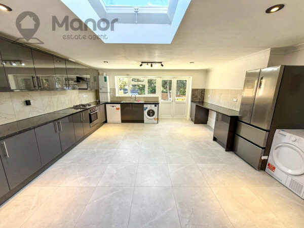 Cardinal Drive, Hainault, IG6 2SJ