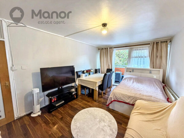 Anglesey House, Poplar, E14 6HS