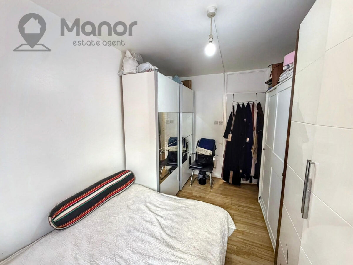 Anglesey House, Poplar, E14 6HS