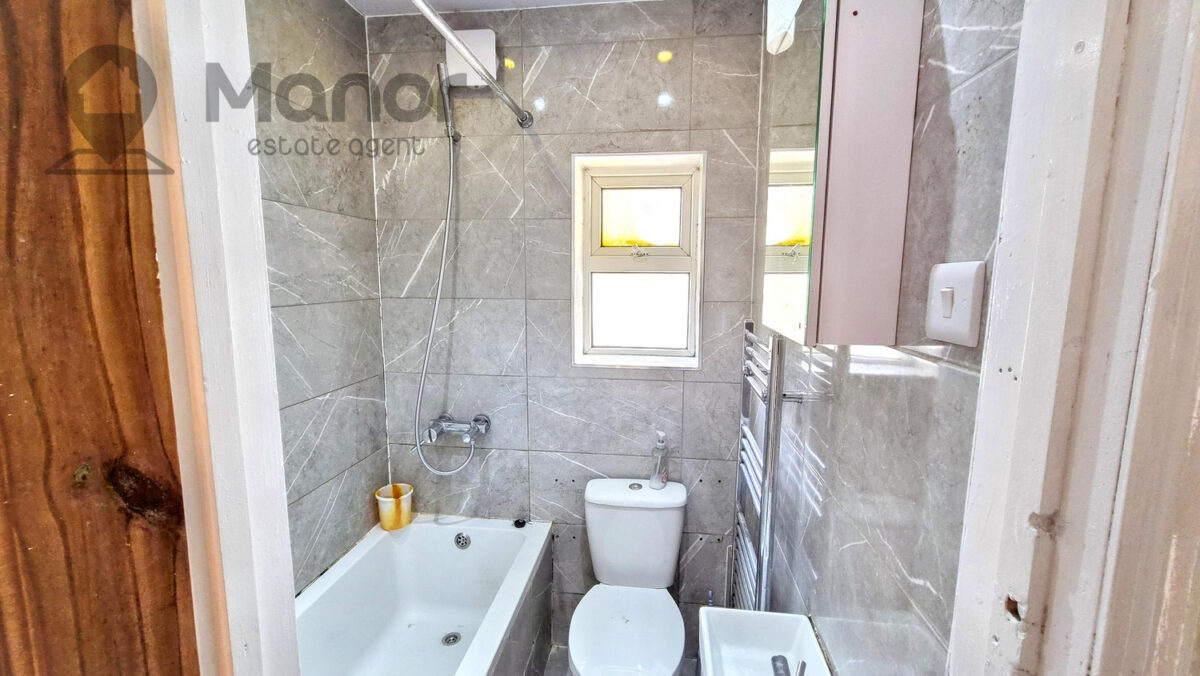 Strone Road, Manor Park, E12 6TN