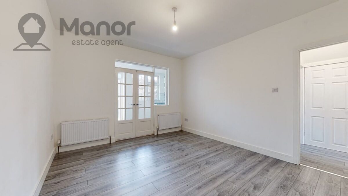 Westrow Drive, Barking, IG11 9BT