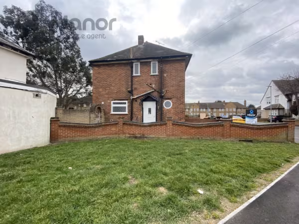 Lindsey Road, Dagenham, RM8 2RP