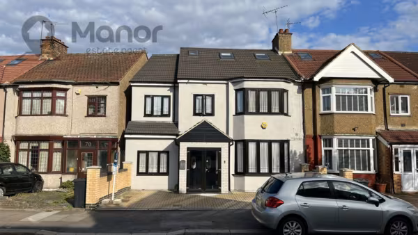 Ashurst Drive, Gants Hill, IG2 6SB