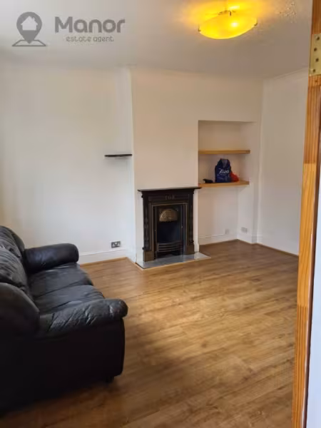 Chittys Lane, Dagenham, RM8 3RT