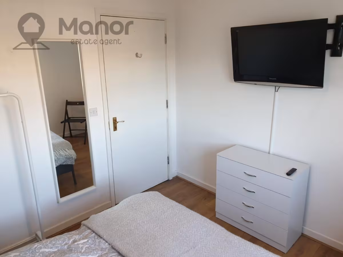 Queensberry Place, Manor Park, E12 6UW