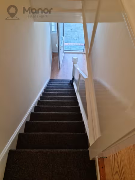 Kings Avenue, Chadwell Heath, RM6 6BD